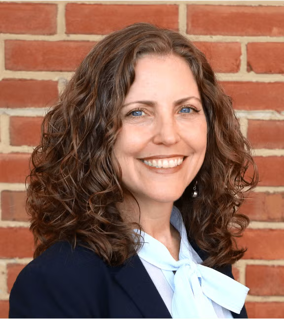 Amy R. Sapkota headshot