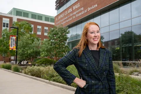 Hannah Zierden in front of an Academic Building